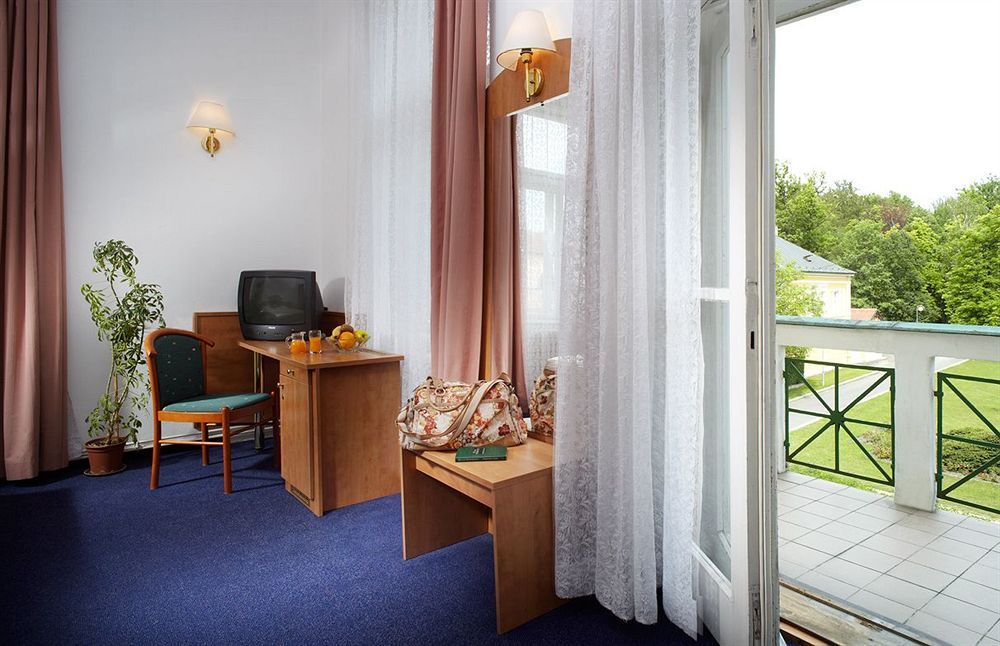 Badenia Hotel Praha Františkovy Lázně Exteriör bild